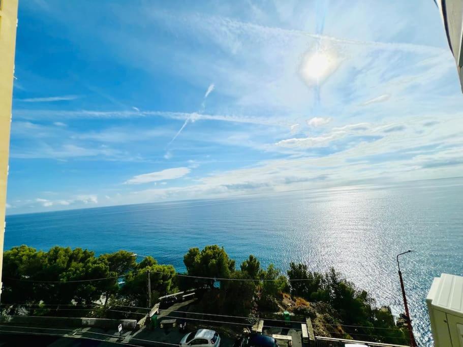 Suite Sunset 22 - Fronte Mare Sanremo Exteriér fotografie