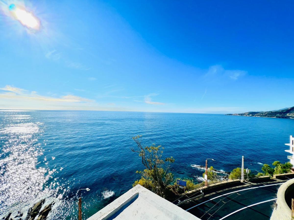 Suite Sunset 22 - Fronte Mare Sanremo Exteriér fotografie