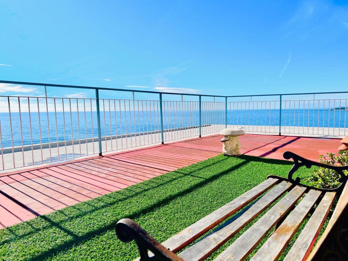 Suite Sunset 22 - Fronte Mare Sanremo Exteriér fotografie